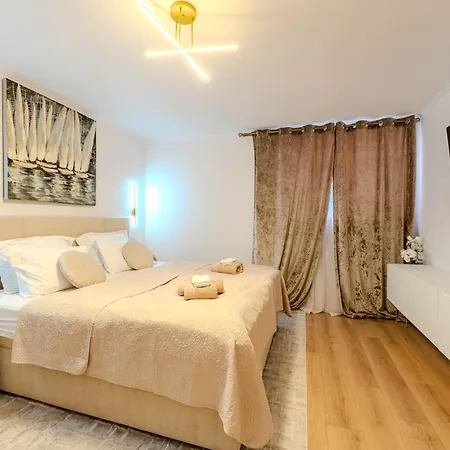 Appartamento Centre & Teali