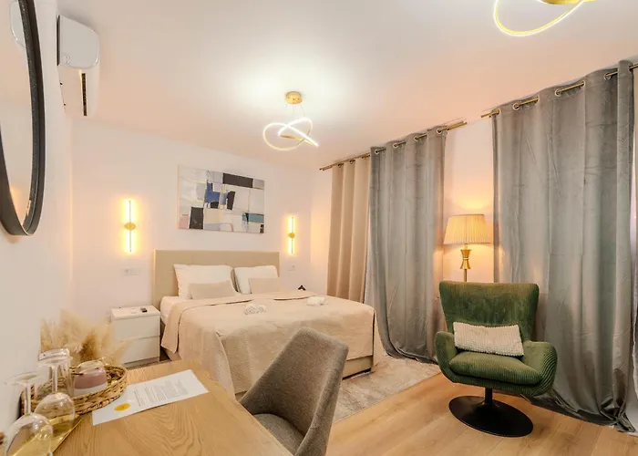 Centre & Teali شقة *